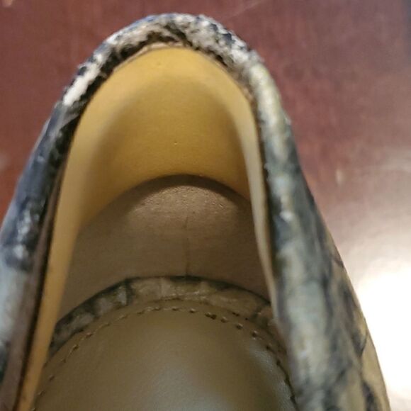 Saks 5th Ave Ladies Heels Size 7 - Picture 8 of 9